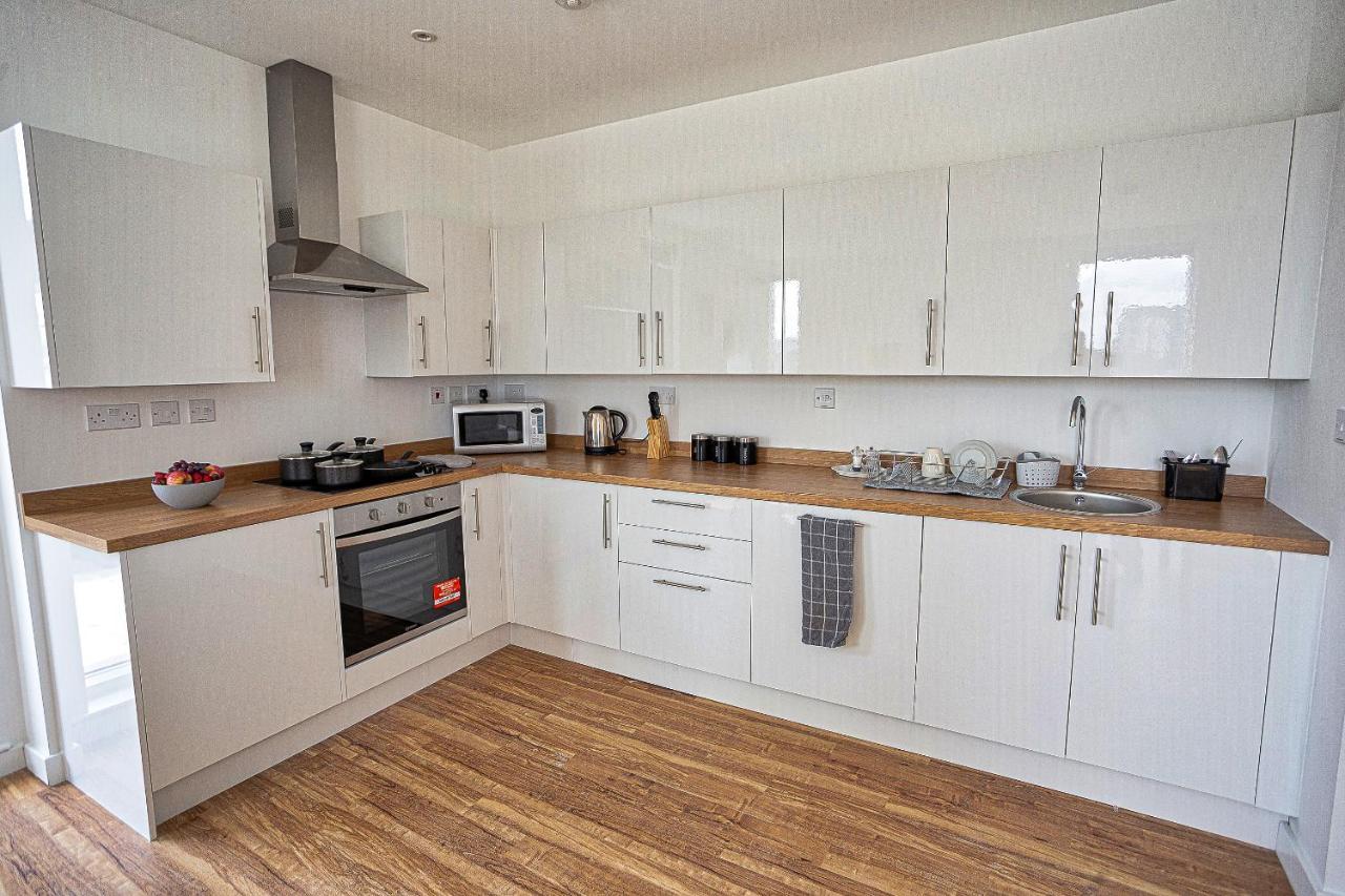 Gillingham One Apartman Kültér fotó